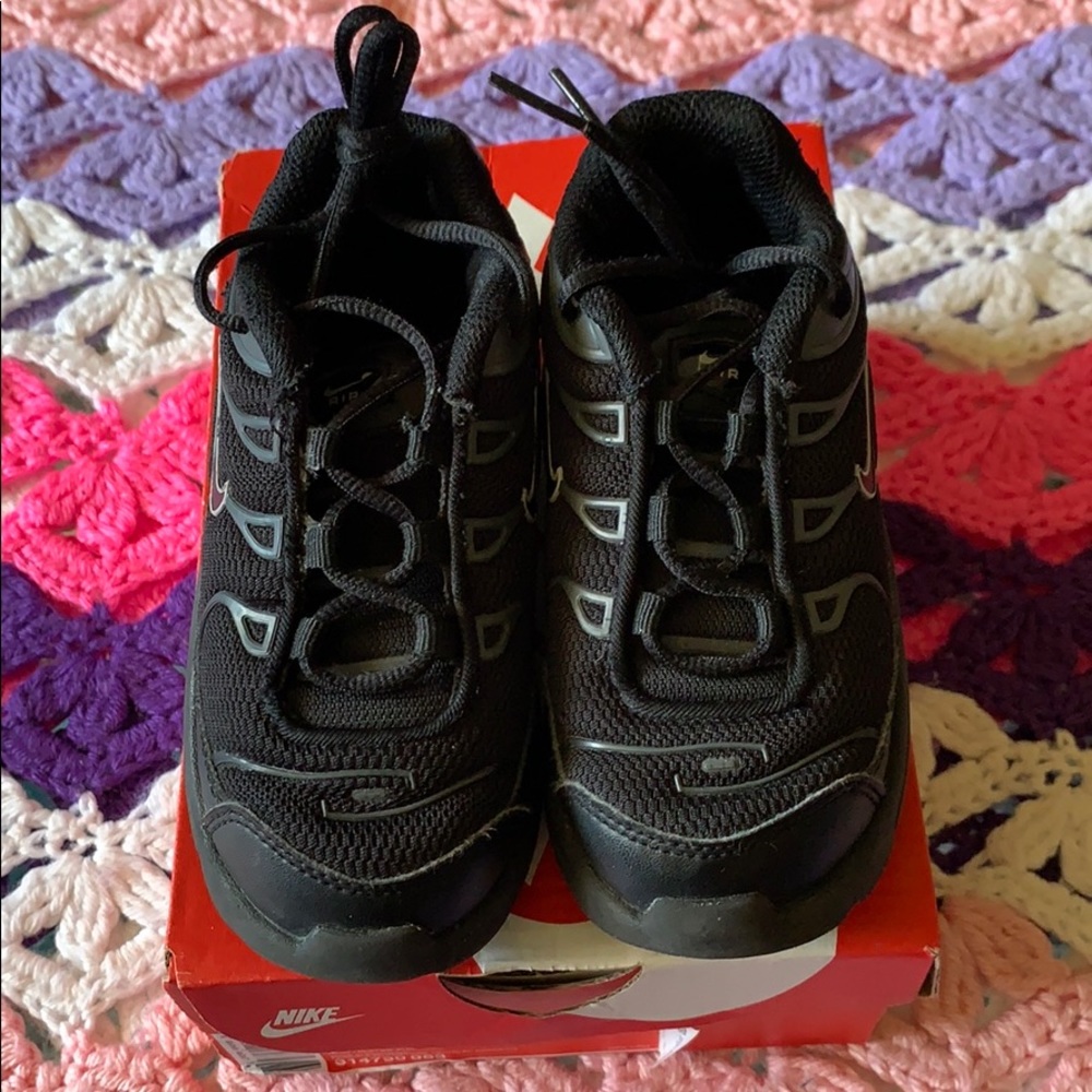 Toddler Nike sneakers
